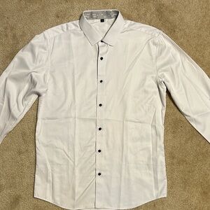Men's White Button-Down Dress Shirt